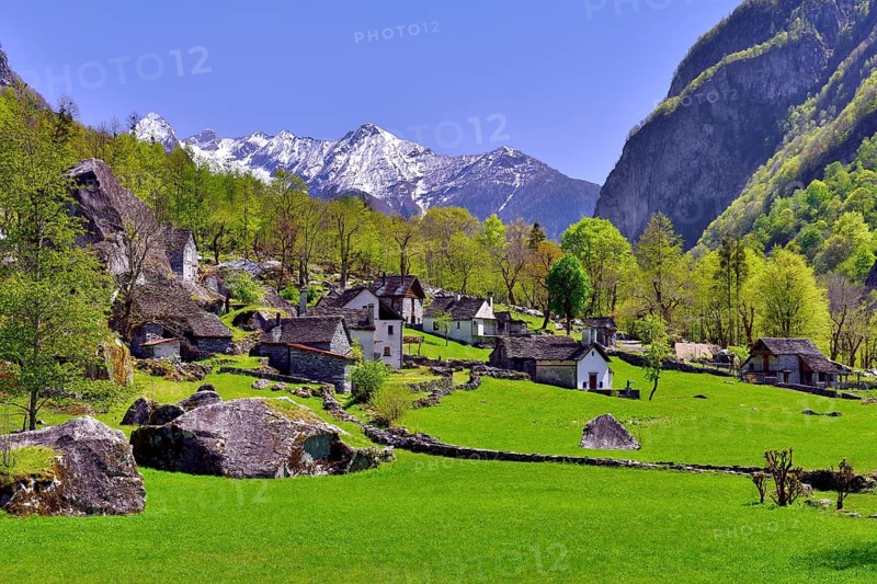 Ticino stone houses