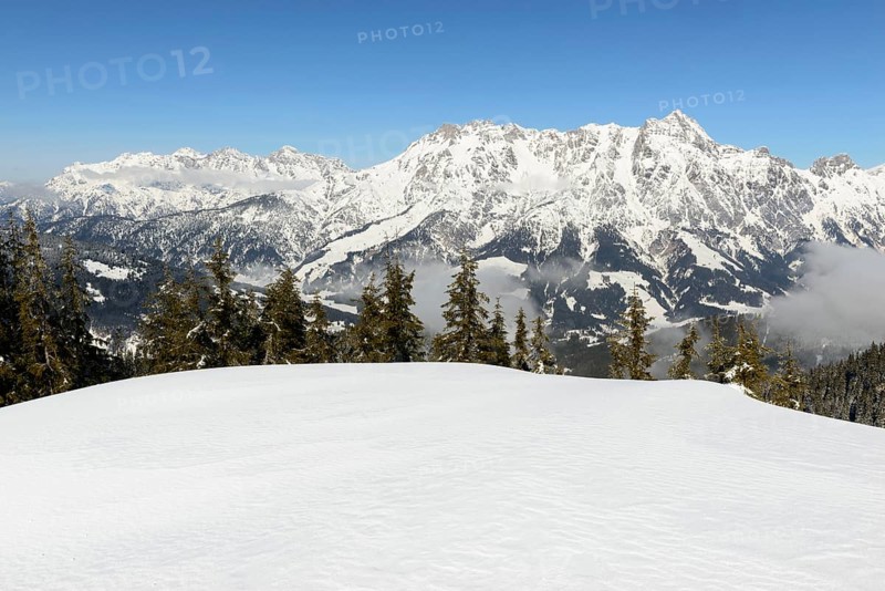 Loferer and Leoganger Steinberge in winter
