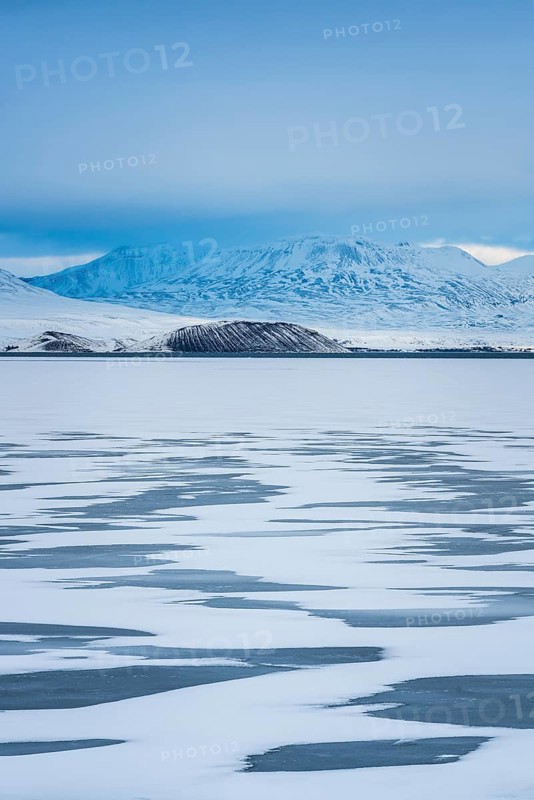 Snowy landscape at Pingvallavatn