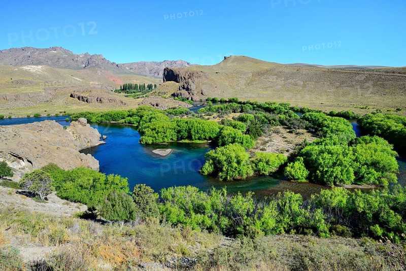 Green valley at Rio Limay