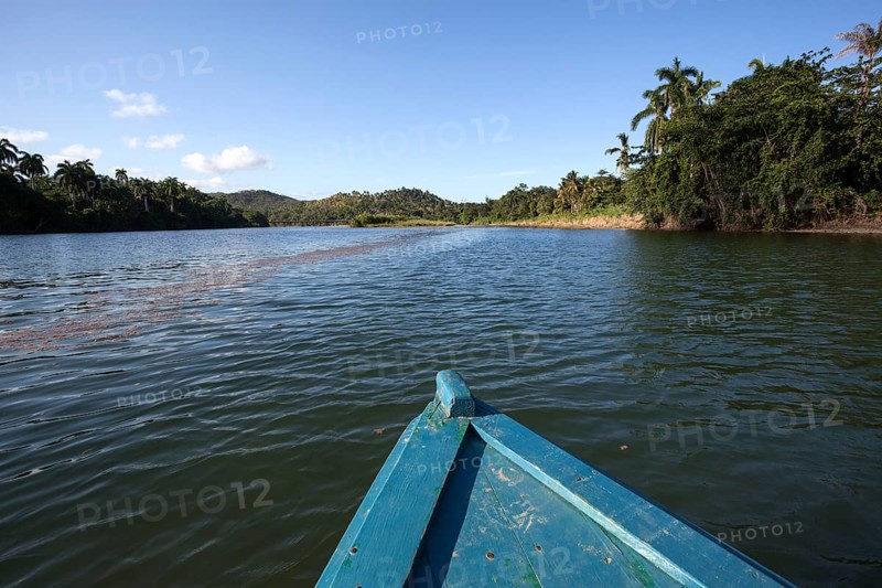 Boating on the Rio Tao