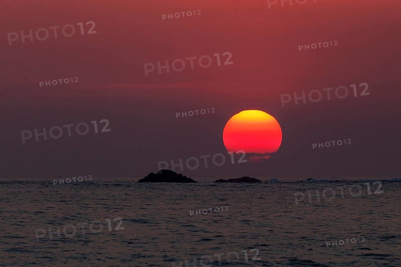 Red glowing sunset over the sea