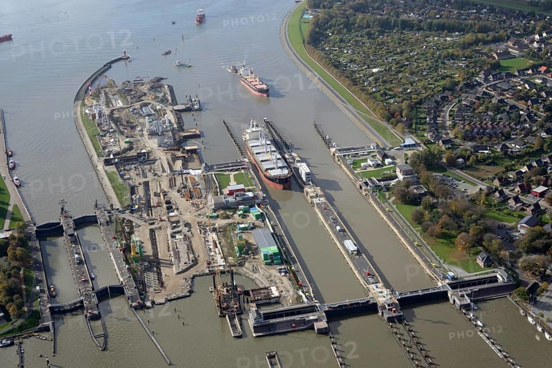 Cargo ships at Brunsbuttel Lock