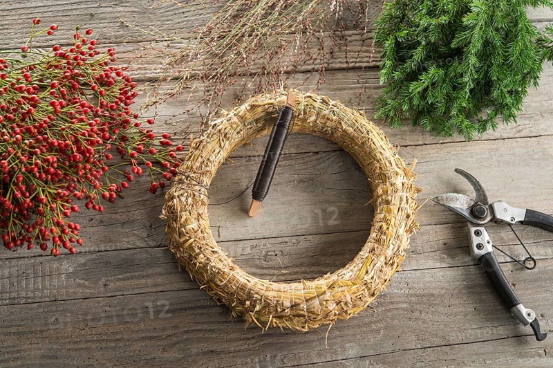 Autumn Wreath items on wooden plate