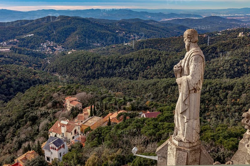 View over the statues of Sagrat Cor Church