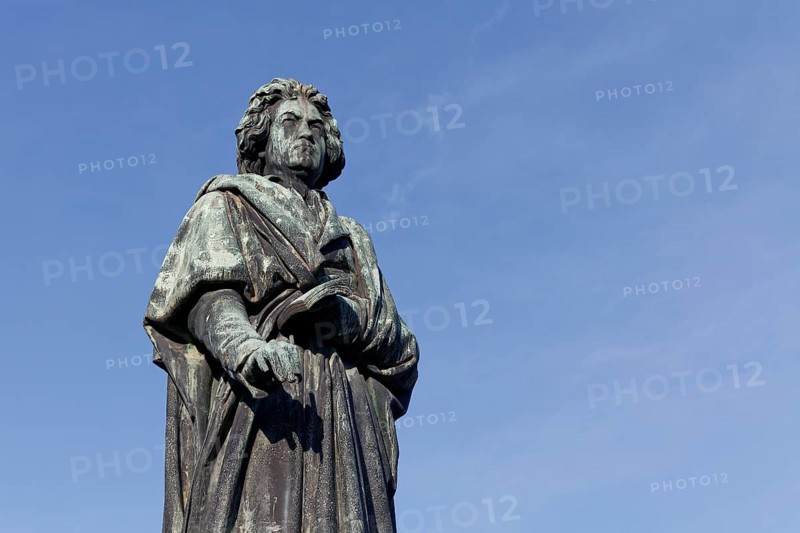 Beethoven monument on the Munsterplatz