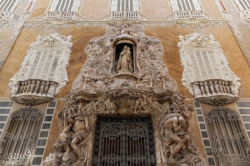 Rococo facade