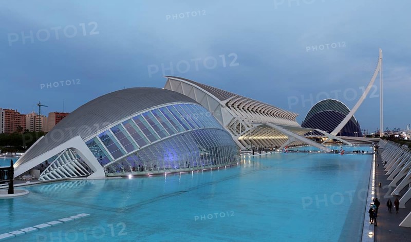 IMAX Cinema L'Hemisferic and Science Museum