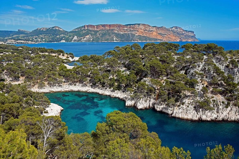 Calanque de Port Pin in front of Soubeyranes cliffs