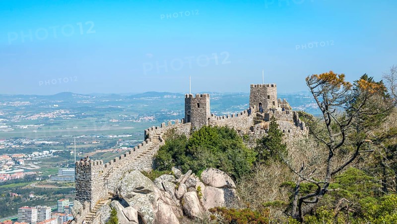 Castle Castelo dos Mouros