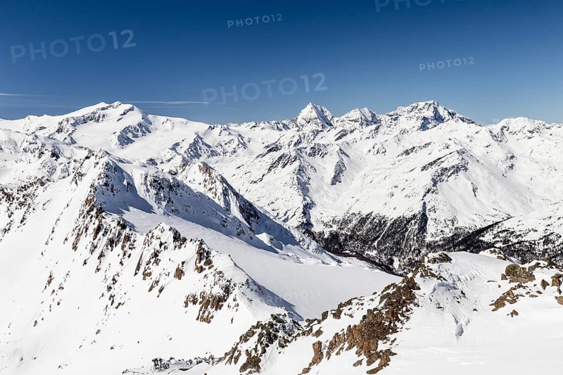 View from the top rear Hintere Nonnenspitze in Martell valley