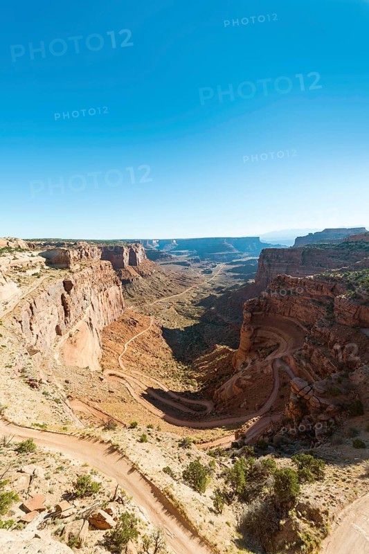 Serpentine road