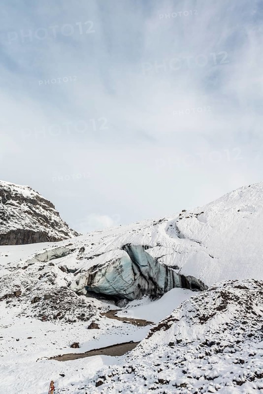 Glacier snout