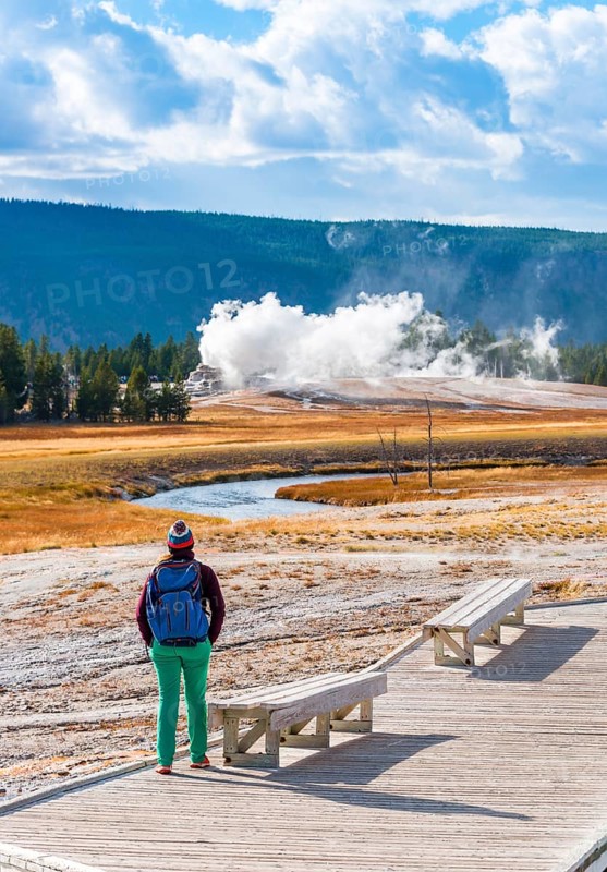 Tourist observes eruption of Castle Geysir