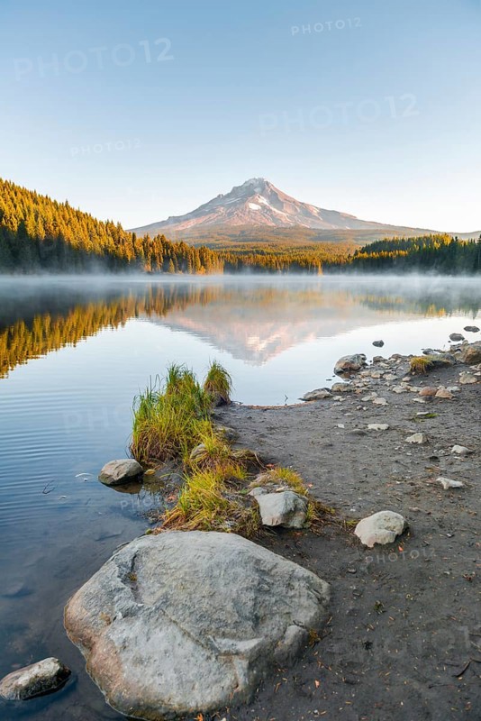 Reflection of the volcano Mt. Hood in Lake Trillium Lake
