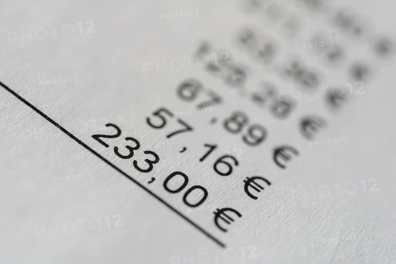 Sum of an invoice on paper