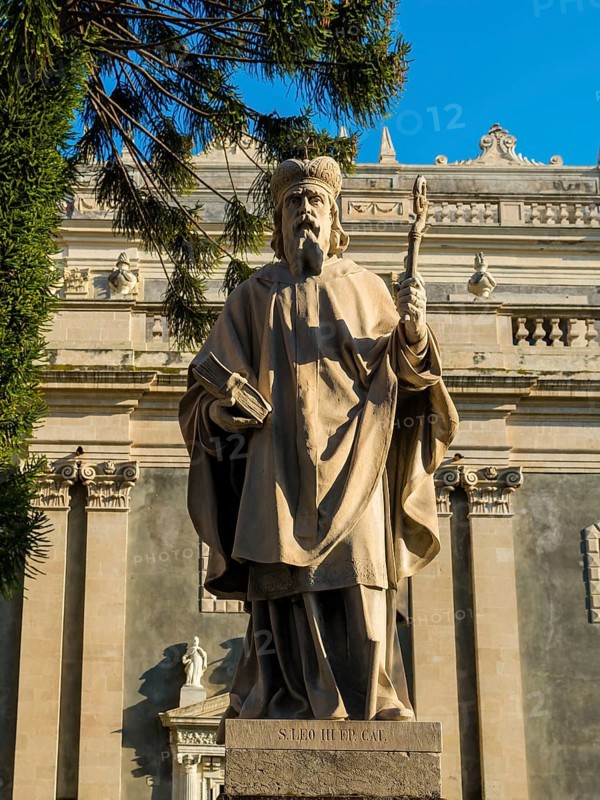 Monument Pope Leo III in front of the Cathedral of St. Agata