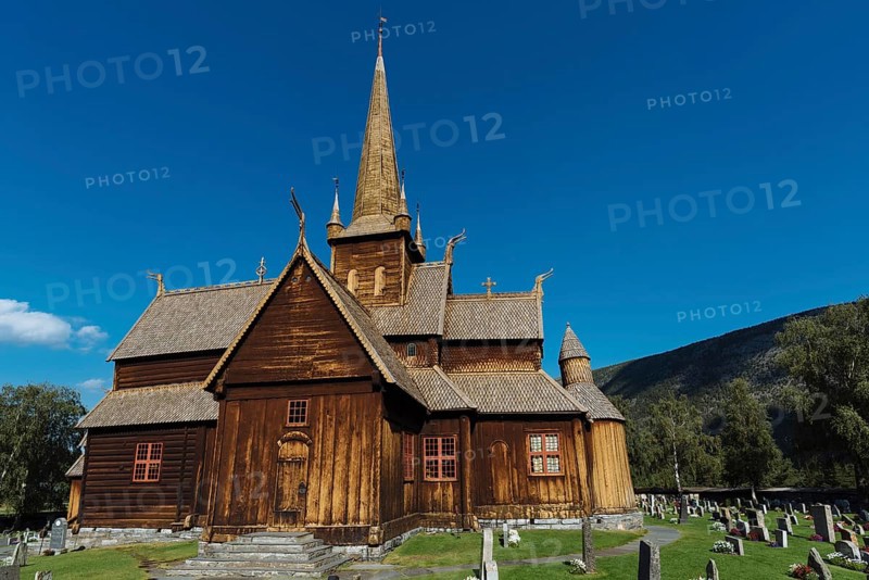 Stave Church Lom and cemetery