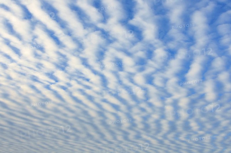 Stripy cloud formation