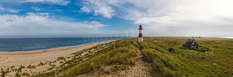 Lighthouse List-Ost in the dunes