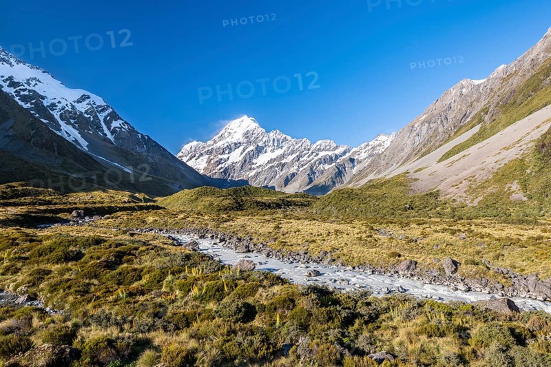 Hooker Valley with views of Mount Cook