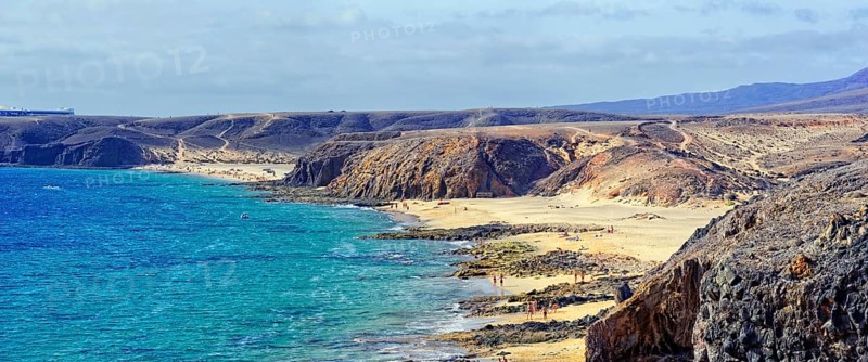 Cliffs and sandy beaches of Playa del Pozo and Playa Mujeres