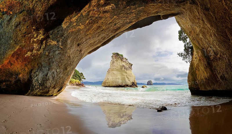 Cathedral Cave with detached calcareous sandstone rocks
