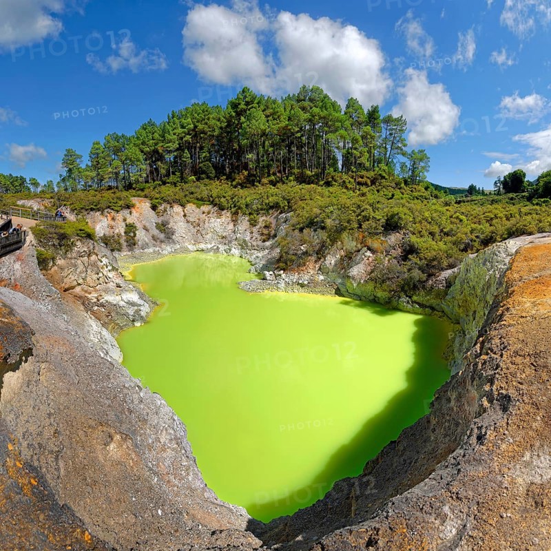 Devil's Bath thermal lake