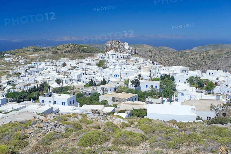 Village Hora
