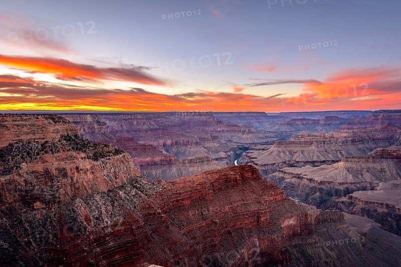 Gorge of the Grand Canyon at sunset