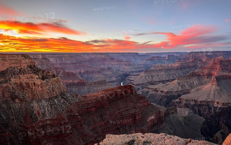Gorge of the Grand Canyon at sunset