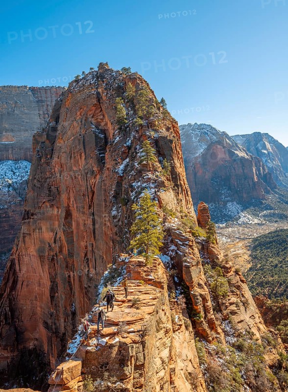 Viewpoint with view of Angels Landing