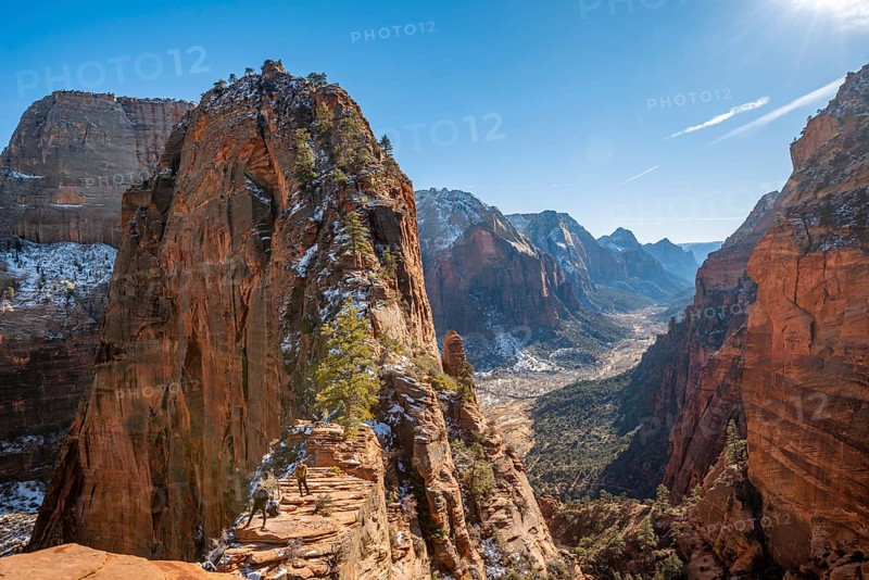 Viewpoint with views of Angels Landing and Zion Canyon