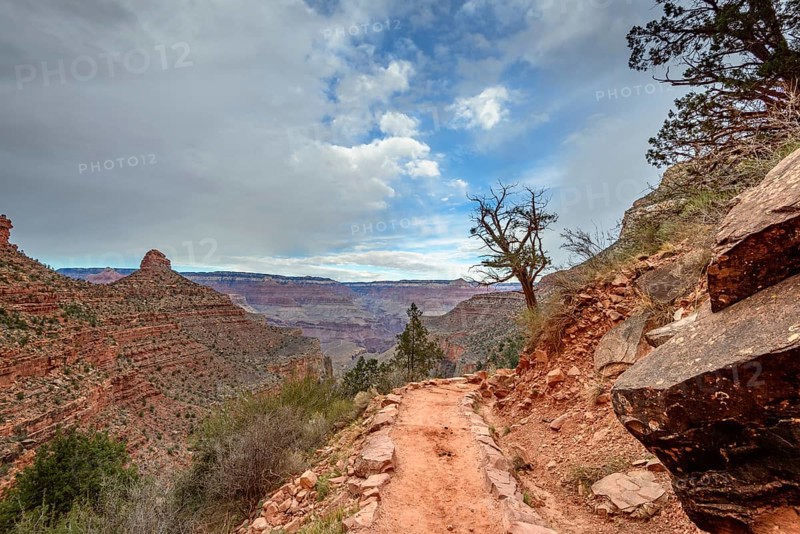 Bright Angel Trail in the gorge of the Grand Canyon