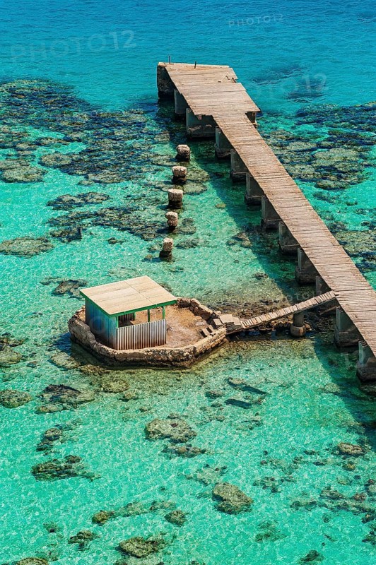 Jetty at the lighthouse on the Sanganeb Atoll