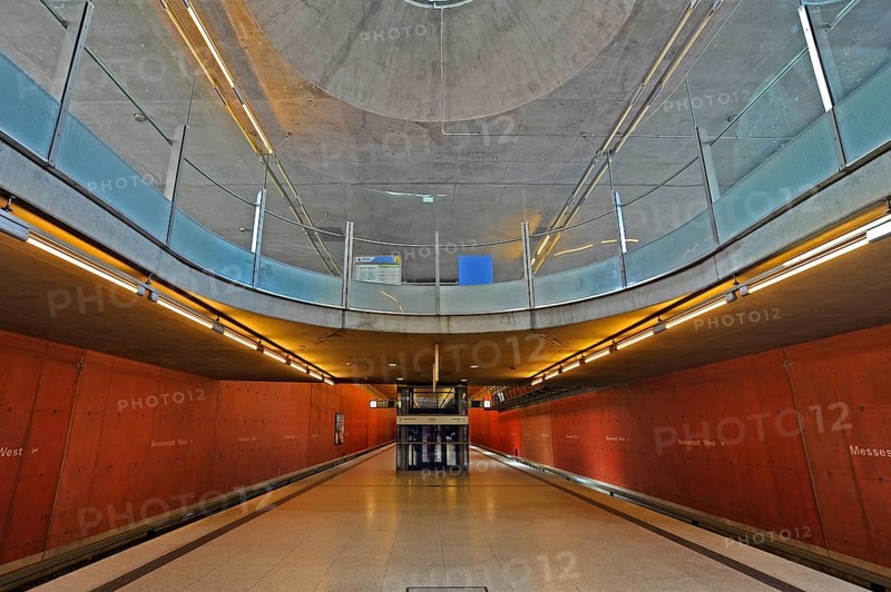 Metro Station