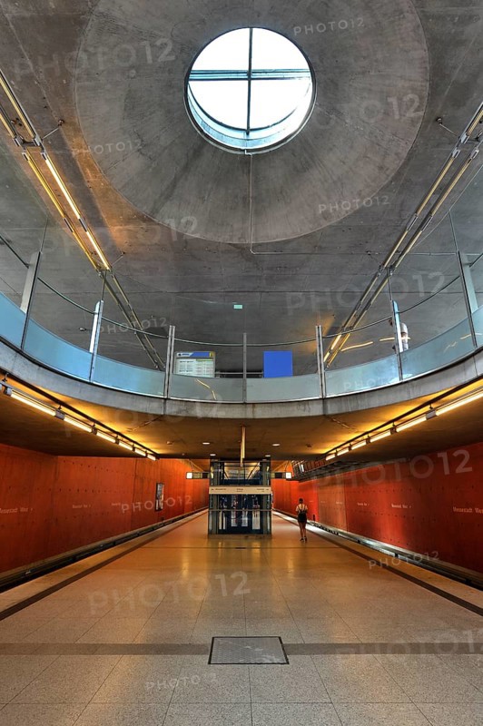 Metro Station