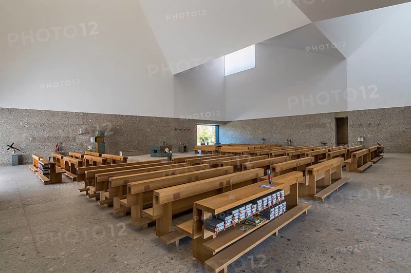 Interior with alrar