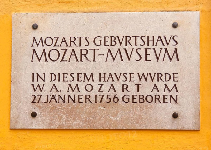 Memorial plaque birthplace Mozart