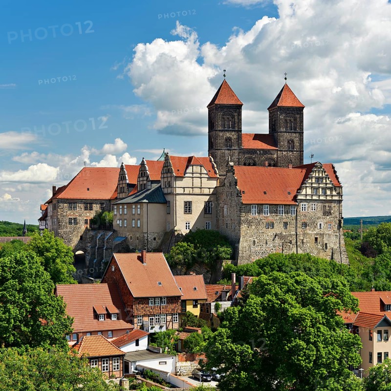 Schlossberg with abbey church of St. Servatius and castle above historic centre