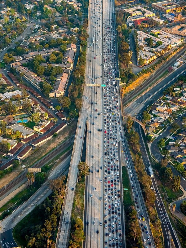Jam on freeway on Long Beach Boulevard