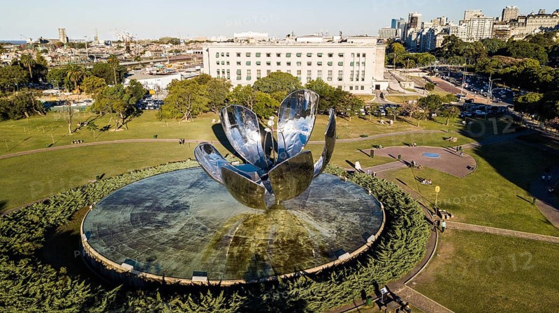 Floralis Generica Metal Flower