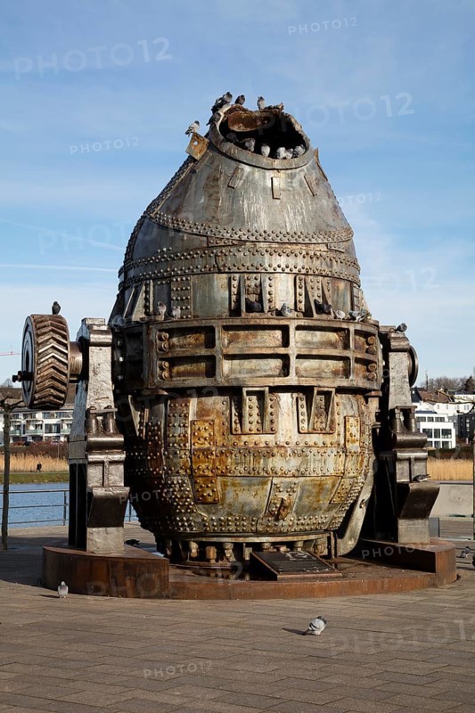 Thomas converter with pigeons