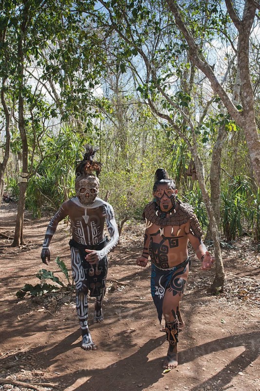 Mayas in war paint