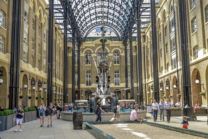 Hay's Galleria shopping arcade with fountain The Navigators