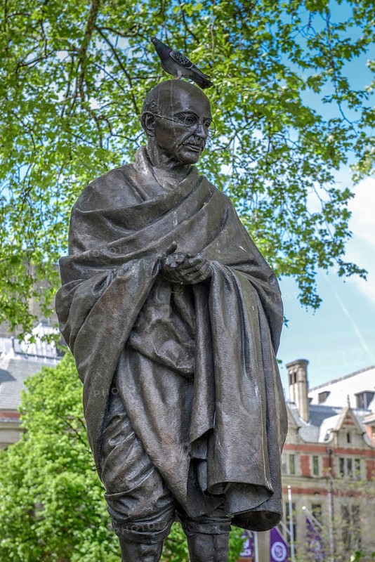 Mahatma Gandhi Statue