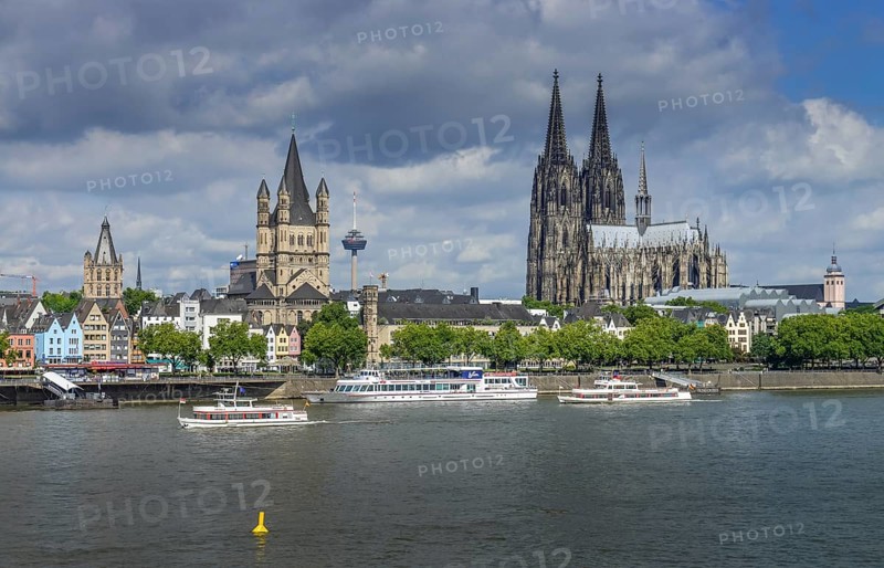 Rhine bank with cathedral and church Gross St. Martin