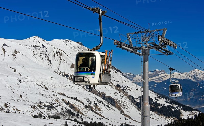 Gondola to Signal Station, Les Contamines-Montjoie ski resort