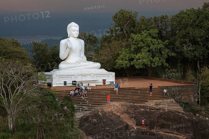 Buddha statue