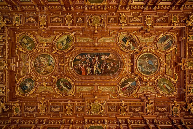 Cassette ceiling with the main painting of Sapientia